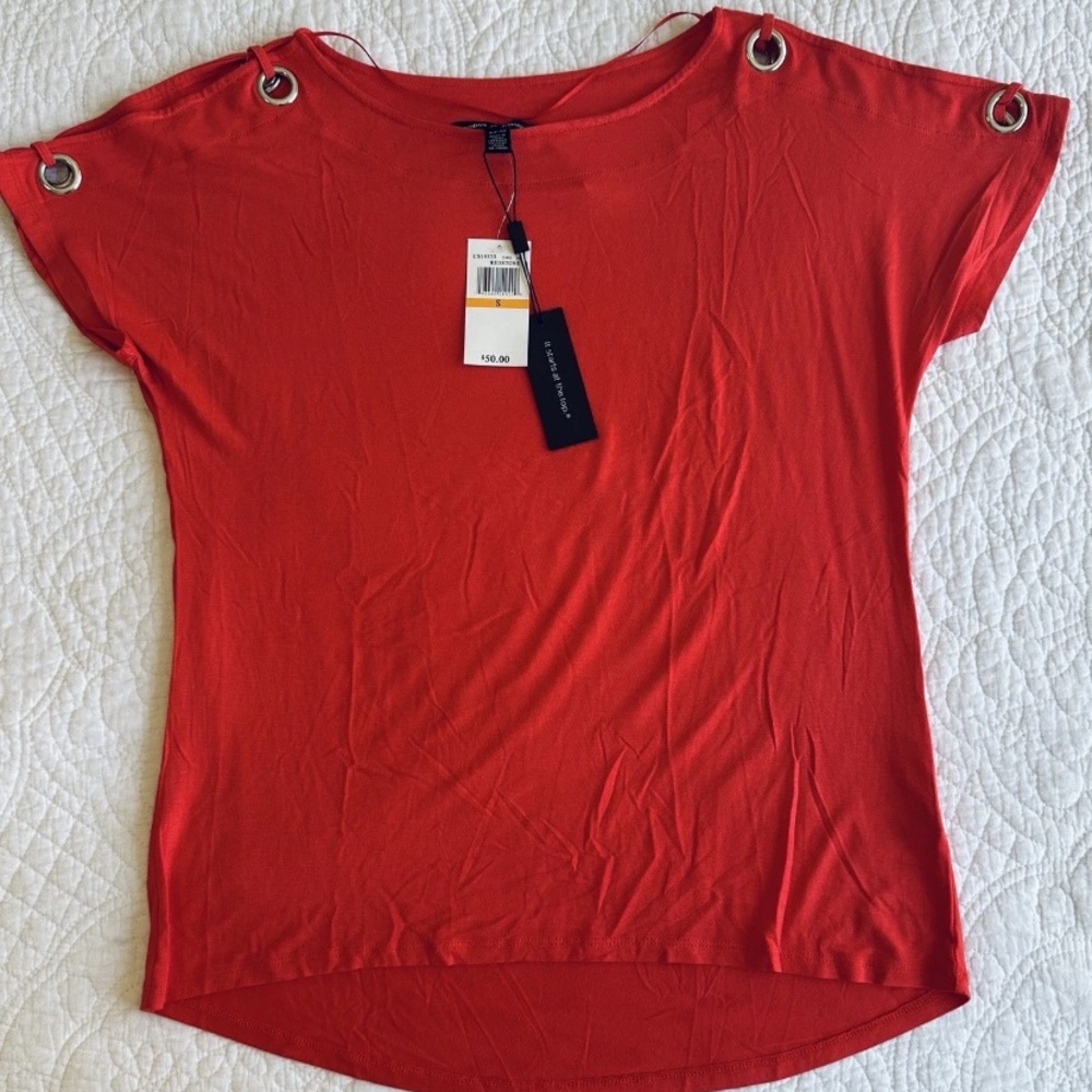 Rare find.  NWT Cable & Gauge Redstone Red Short Sleeve Tee with Grommet Detail